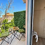 Elli's House - * Lixouri